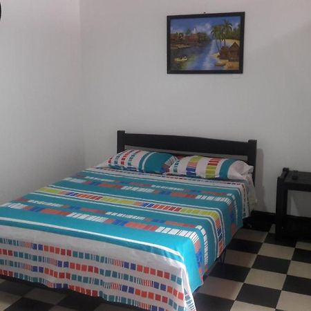Hospedaje Santa Bárbara Buga Esterno foto